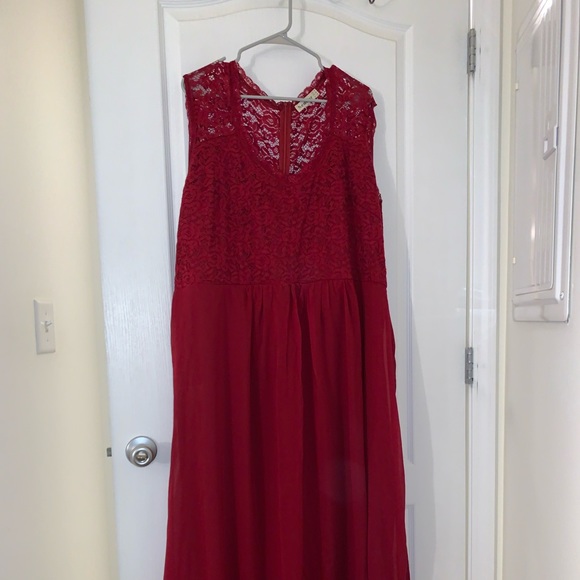 Long dress - Picture 2 of 2